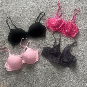 Set of 4 - Victorias Secret Lace bras - Pink, Black, Purple - Virtually New!